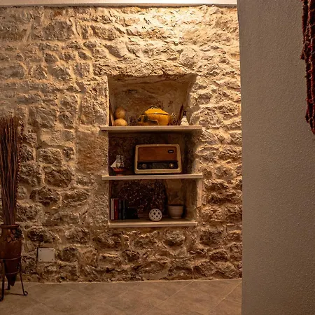 Kremena Small 200m *