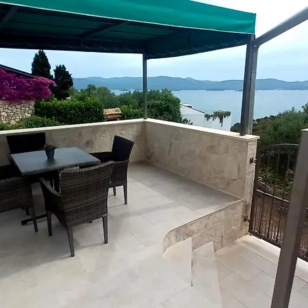 Kremena Small 200m * Klek