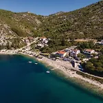 Kremena Small 200m *