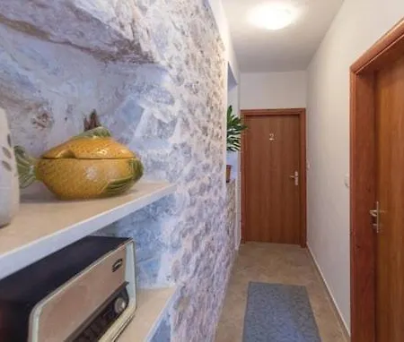 Kremena Small 200m * Klek