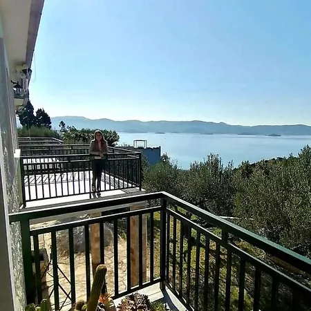 Kremena Small 200m *