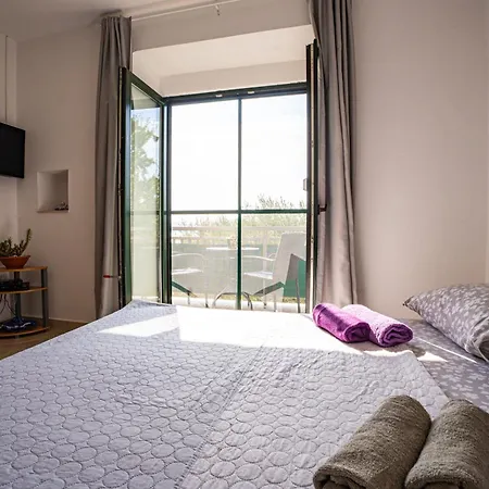 Apartment Kremena Small 200m