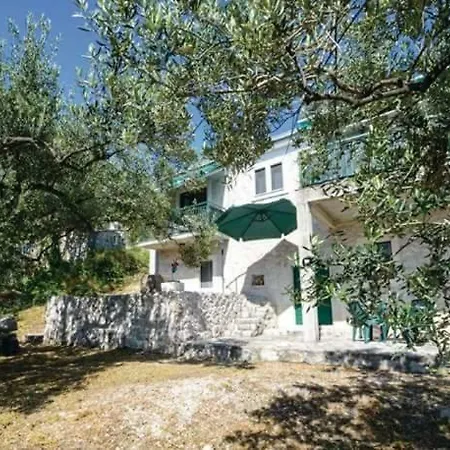 Διαμέρισμα Kremena Small 200m *