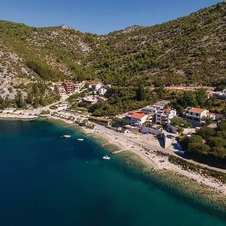 Kremena Small 200m *