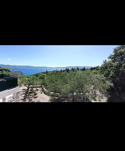 Kremena Small 200m Klek