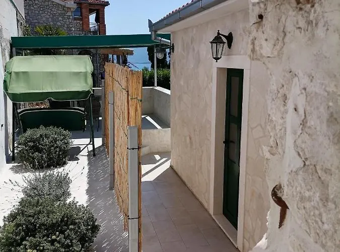 Apartment Kremena Small 200m *