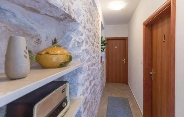 Kremena Small 200m * Klek