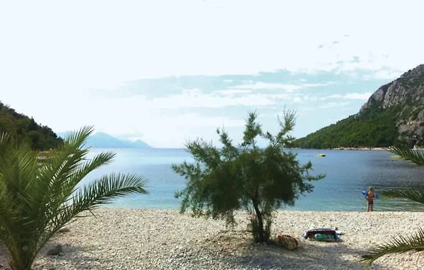 Kremena Small 200m Klek