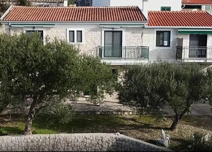 Kremena Small 200m * Klek