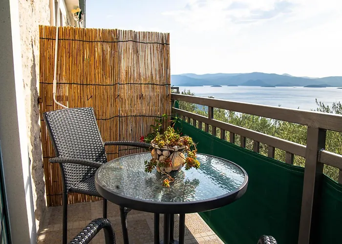 Kremena Small 200m * Klek