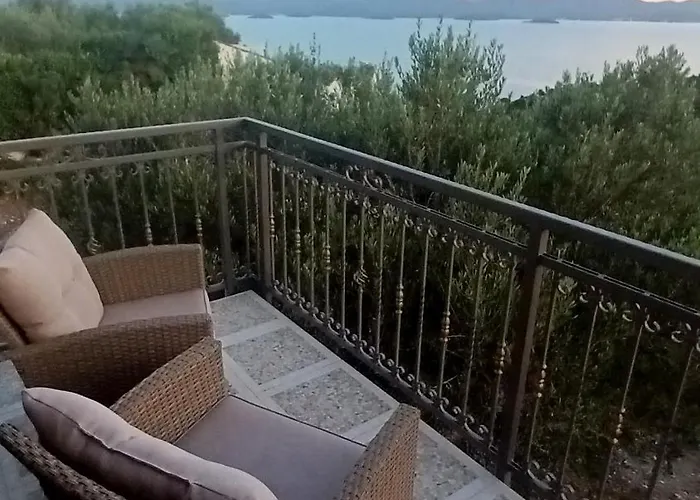 Apartment Kremena Small 200m *