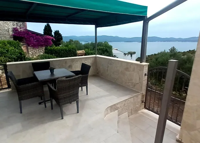 Kremena Small 200m * Klek